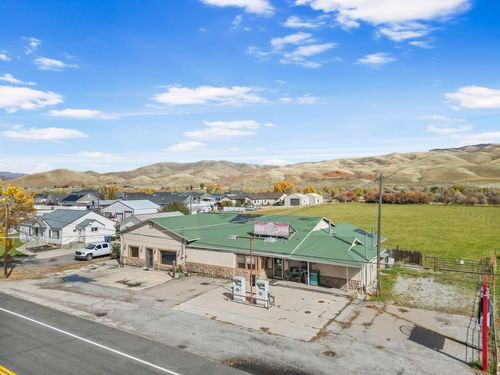 510 N Main St, Henefer, UT, 84033 | Card Image