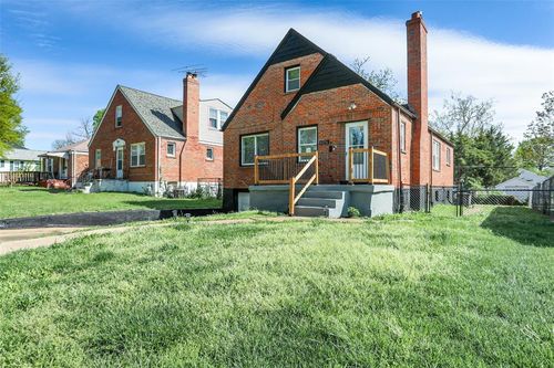 6570 Corbitt Ave, Saint Louis, MO, 63130-2602 | Card Image