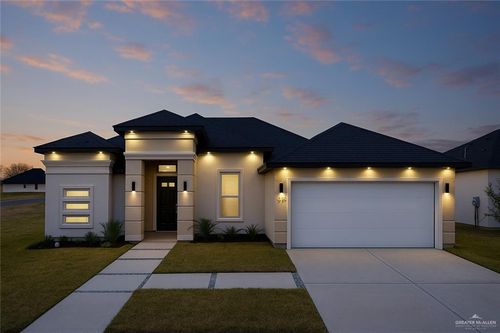 8104 N 50th, McAllen, TX, 78504-0950 | Card Image