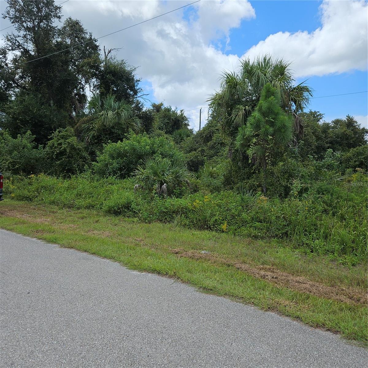 Land in NORTH PORT