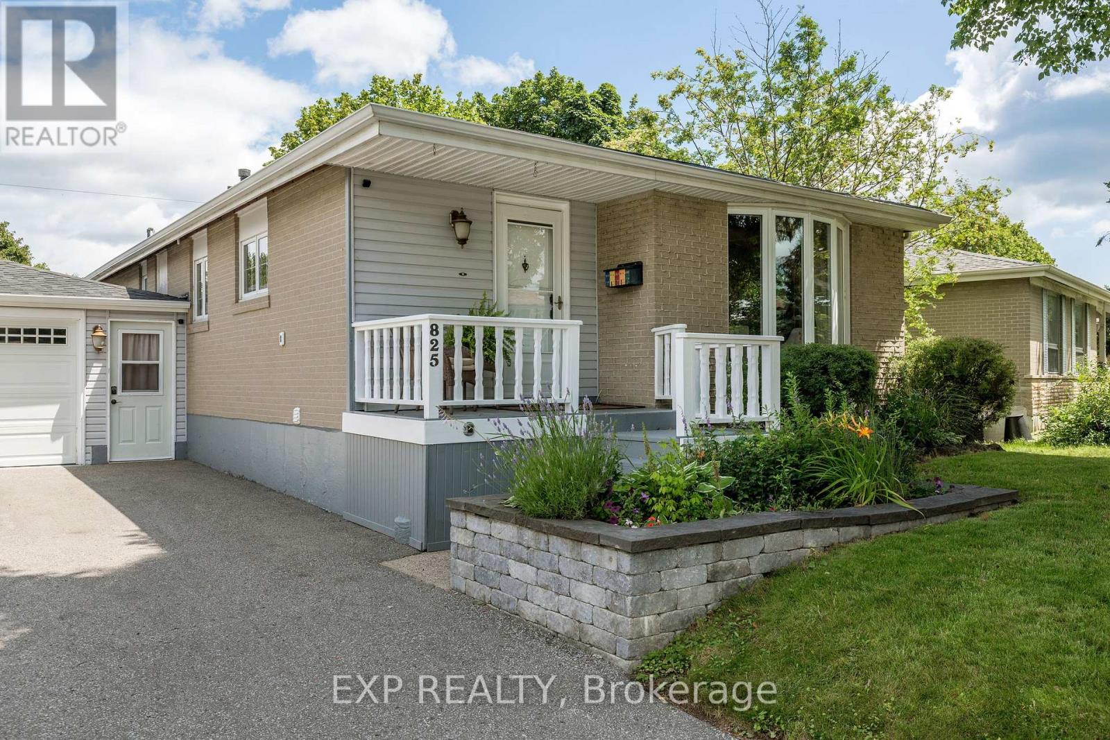 Residential in Pickering (Bay Ridges) 3