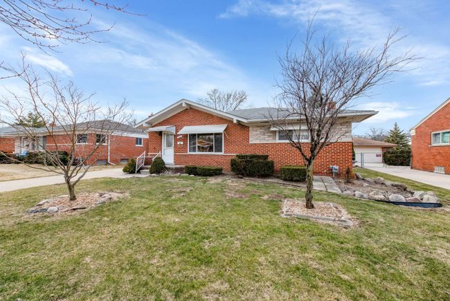 24223 Loretta Ave, House other with 3 bedrooms, 2 bathrooms and null parking in Warren MI | Image 23