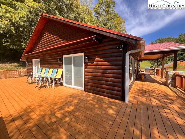 Side Deck | Image 25