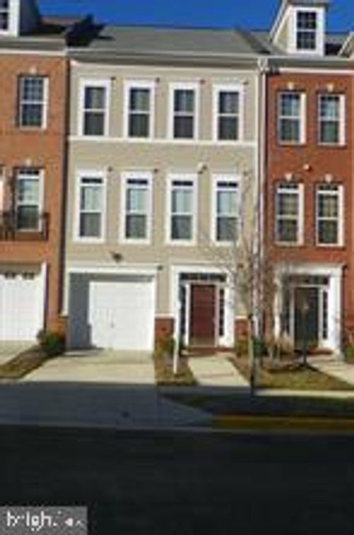 5522 Hartfield Ave, SUITLAND, MD, 20746-4236 | Card Image
