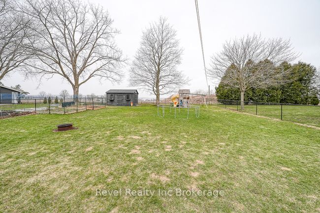 24 Loveys St E, House other with 3 bedrooms, 2 bathrooms and 5 parking in Hickson ON | Image 35