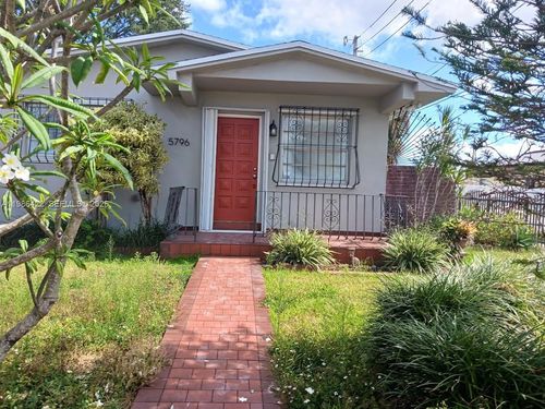 a-5796 Sw 5th St, Miami, FL, 33144-3902 | Card Image