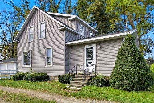 303 County Road 13, Myrtle, MN, 56036-9519 | Card Image