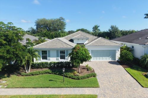 7717 Sandhill Lake Dr, SARASOTA, FL, 34241-2722 | Card Image