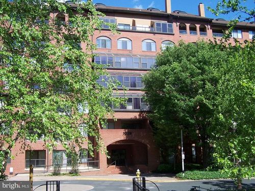 405-1029 N Stuart, ARLINGTON, VA, 22201 | Card Image