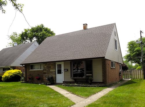 17008 Oakwood Ave, Lansing, IL, 60438-1133 | Card Image