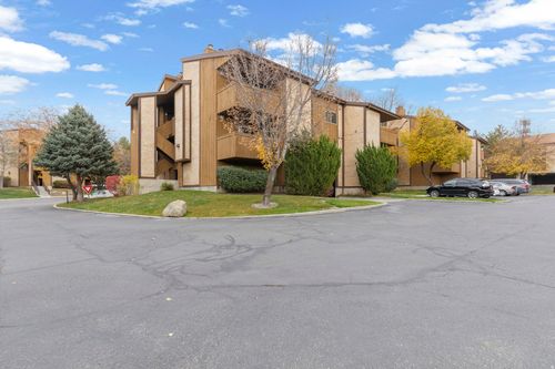 6-662 W Jefferson Cv, Sandy, UT, 84070-6617 | Card Image