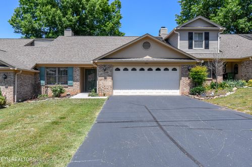 924 Jamestown Way, Maryville, TN, 37803 | Card Image