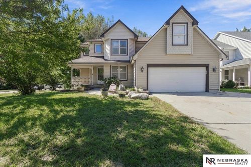 5001 Valley Forge Rd, Lincoln, NE, 68521-1128 | Card Image