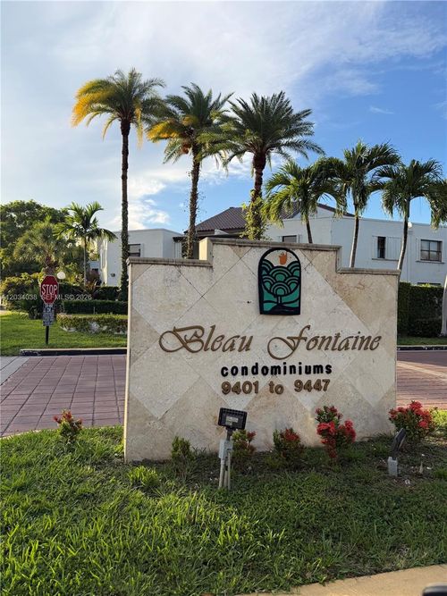 207-33-9429 Fontainebleau Blvd, Miami, FL, 33172-7511 | Card Image