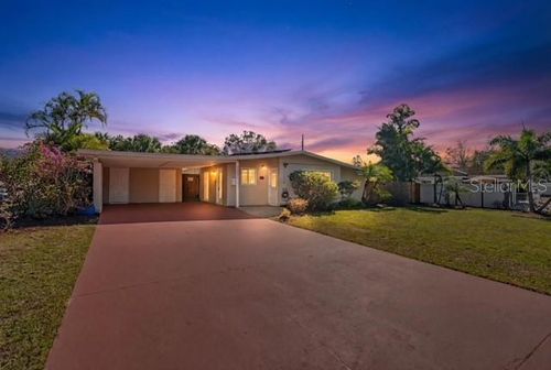 3530 Schwalbe Dr, Sarasota, FL, 34235-8901 | Card Image