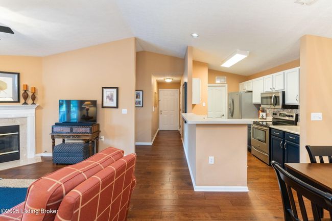 203 - 1304 Pickings Pl, Condo with 2 bedrooms, 2 bathrooms and null parking in Louisville KY | Image 5