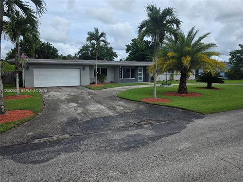 0-27401 Sw 165th Ave, Homestead, FL, 33031-2819 | Card Image