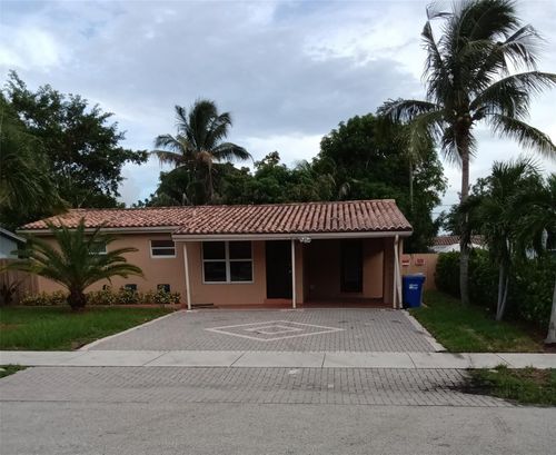 120 Ne 26th Ct, Pompano Beach, FL, 33064-3866 | Card Image
