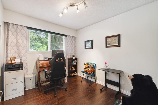 4037 196 A St, House other with 6 bedrooms, 3 bathrooms and 6 parking in Langley BC | Image 23