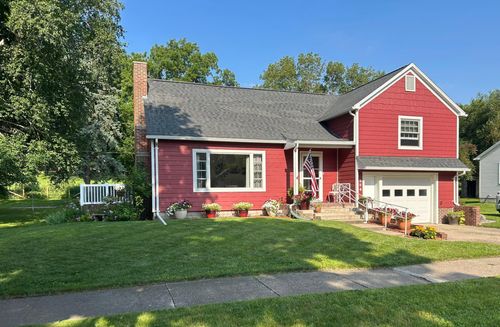 864 Redwood Dr, Fairmont, MN, 56031-3024 | Card Image