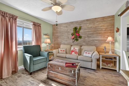 313-120 Dogwood Dr N, Murrells Inlet, SC, 29576-8012 | Card Image