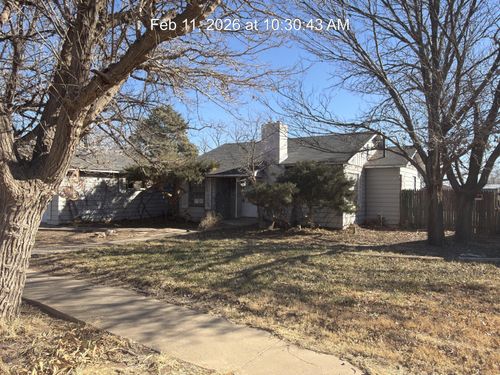 1120 Avenue G, Ralls, TX, 79357-3701 | Card Image