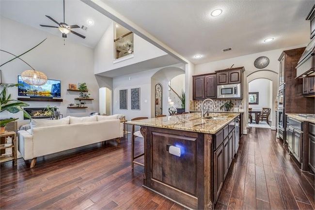 10210 Grape Creek Grove Ln, House other with 5 bedrooms, 7 bathrooms and 3 parking in Cypress TX | Image 18