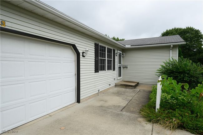 103 Beech St, House other with 3 bedrooms, 2 bathrooms and null parking in Doylestown OH | Image 5