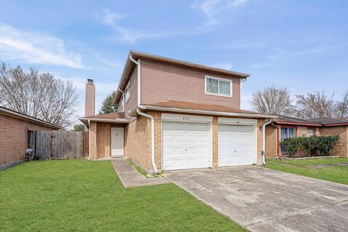 8334 Country View Dr, Houston, TX, 77040-1642 | Card Image