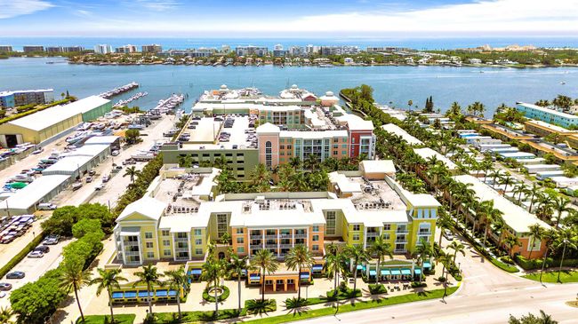 APT-301 - 804 E Windward Way, Condo with 3 bedrooms, 2 bathrooms and null parking in Lantana FL | Image 6
