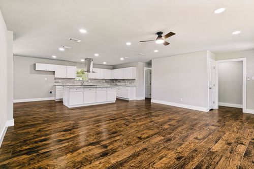 3504 Westfield Ave, Fort Worth, TX, 76133-1740 | Card Image