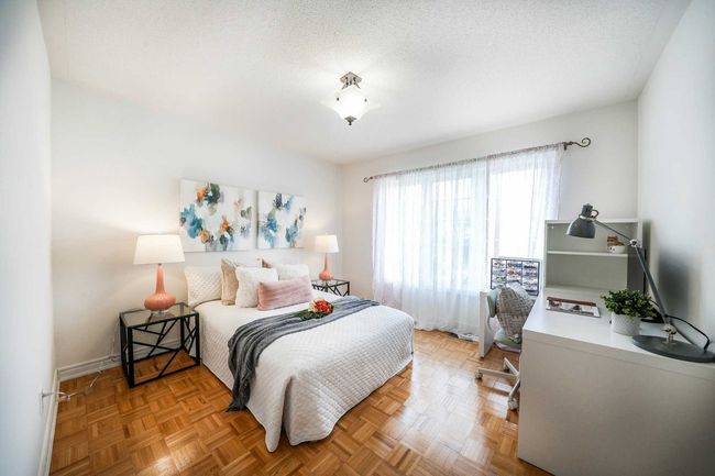 83 Cabernet Rd, House attached with 3 bedrooms, 4 bathrooms and 2 parking in Vaughan ON | Image 18