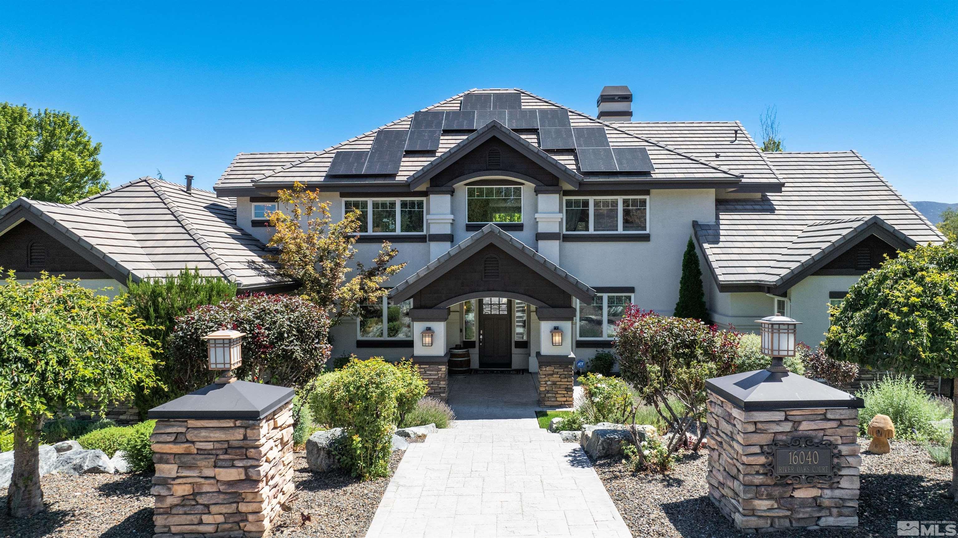 River Oaks Ct, Reno, NV 89511
