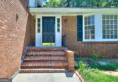 909 Holly Hedge Road, House other with 4 bedrooms, 2 bathrooms and null parking in Stone Mountain GA | Image 3