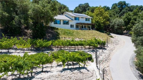 3270 Arena Rd, Atascadero, CA, 93422-2686 | Card Image
