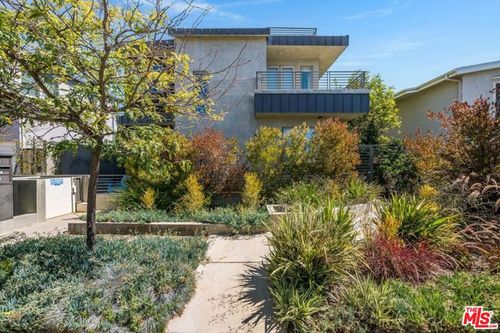 3-811 19th Street, Santa Monica, CA, 90403 | Card Image