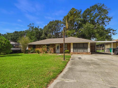 1027 Bruce Dr, Denham Springs, LA, 70726-2632 | Card Image