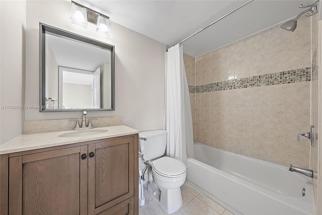 101M3 - 1605 S Us Highway 1, Condo with 3 bedrooms, 3 bathrooms and null parking in Jupiter FL | Image 15