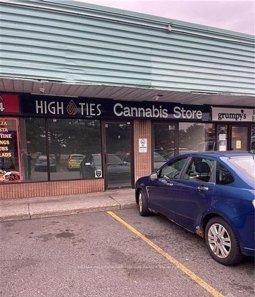 3-4000 Bridle Path Dr, Gloucester, ON, K1T2C4 | Card Image