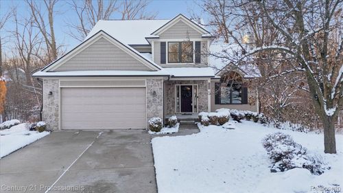 1062 Key West Ct, Lake Orion, MI, 48360-1326 | Card Image