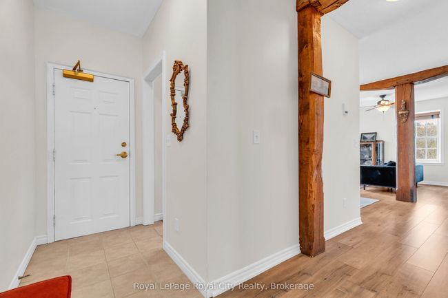 202 - 470 St Andrew St E, Condo with 2 bedrooms, 2 bathrooms and 1 parking in Fergus ON | Image 8