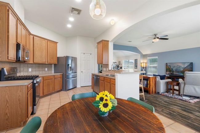 4613 Meridian Park Dr, House other with 3 bedrooms, 2 bathrooms and 2 parking in Pearland TX | Image 20