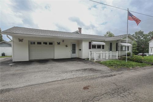 734 Bond Avenue, Barnesville, OH, 43713 | Card Image