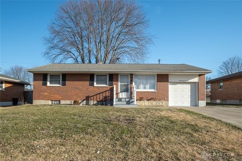 4701 Tall Oaks Dr, Dayton, OH, 45432-3242 | Card Image