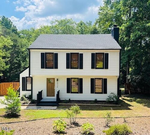 6924 Three Bridges Cir, Raleigh, NC, 27613-3551 | Card Image