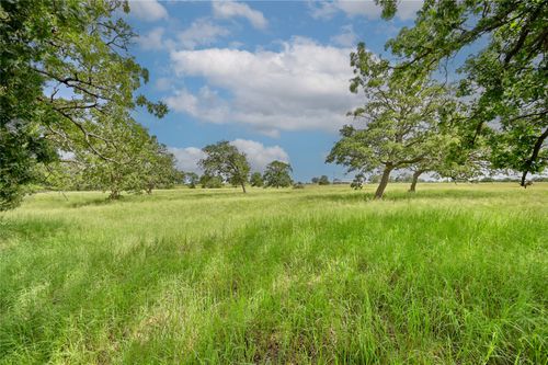 106 Sunny Day Dr, Red Rock, TX, 78662-2017 | Card Image