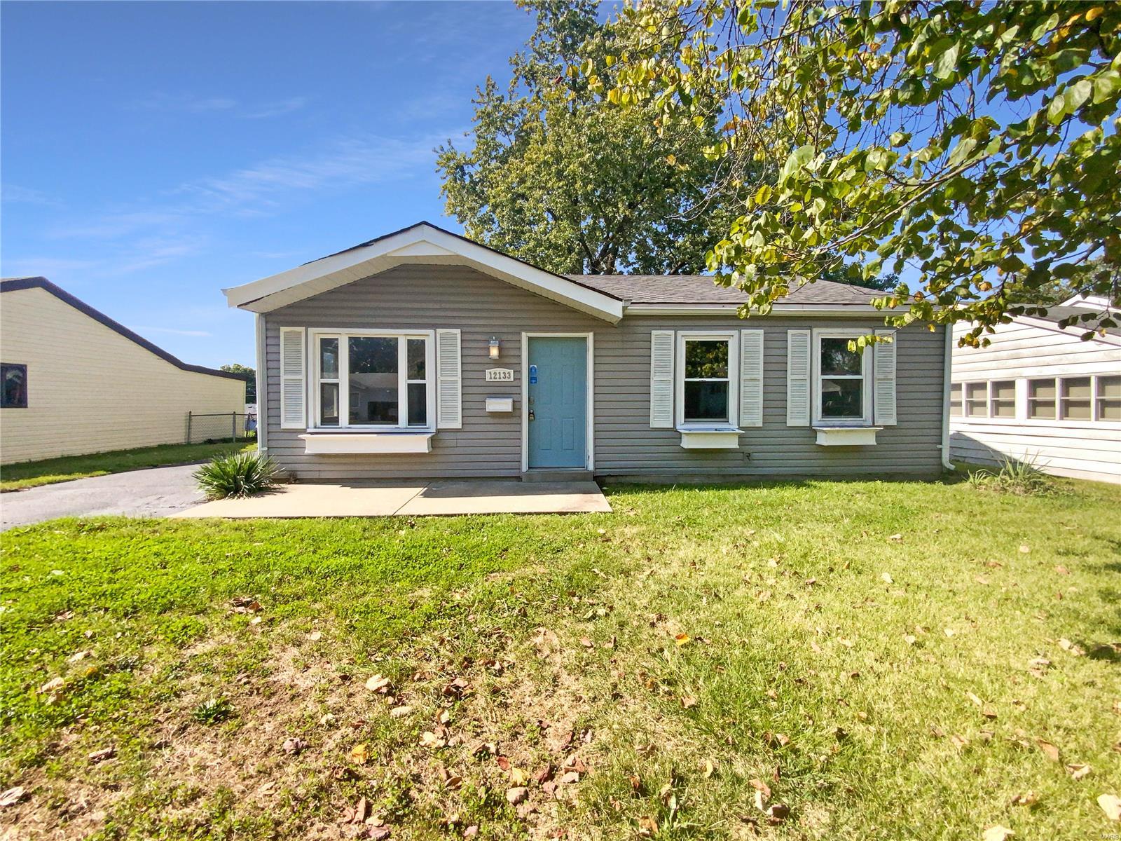 Parkwood Pl, Maryland Heights, MO 63043