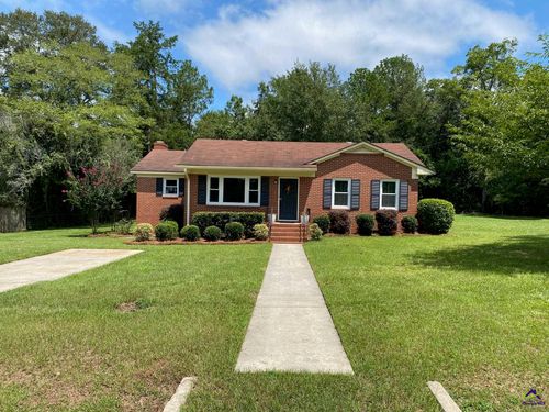 27 Jordan Dr, Hawkinsville, GA, 31036-4928 | Card Image