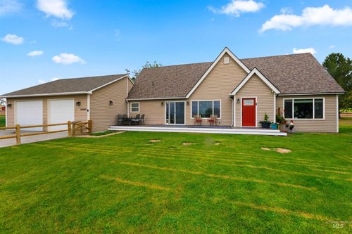 16085 Charleston Dr, Caldwell, ID, 83607-5324 | Card Image