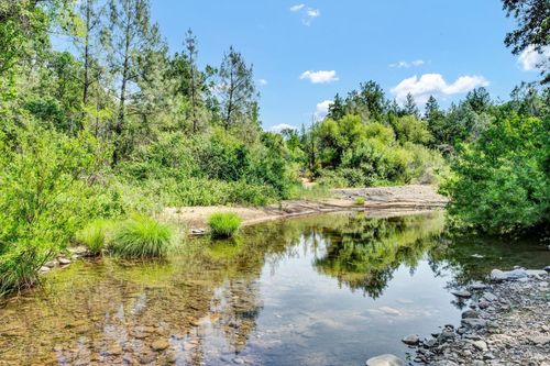 22550 Shady Grove Rd, Middletown, CA, 95461 | Card Image